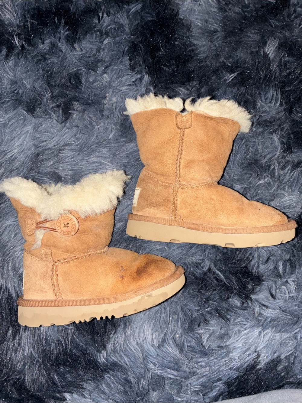 Toddler Ugg Bailey Button II Chestnut Suede Boots 1017400T sz 7 fall winter